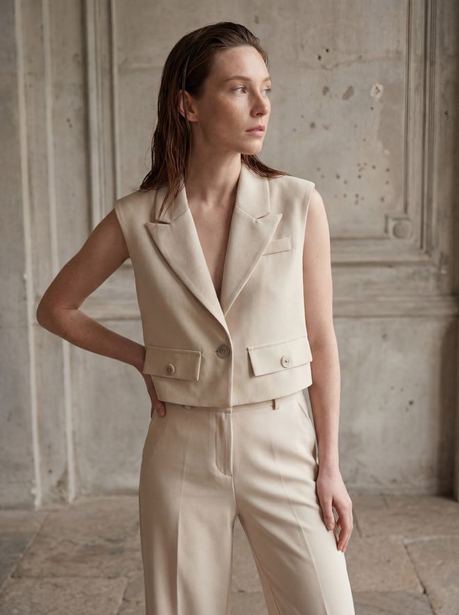 My Fashion Beige Crop Vest With Flap Pockets Wholesale Clothing Polyester