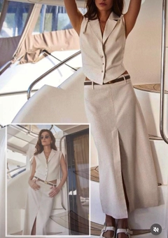 A wholesale clothing model wears mjf10281-vest-skirt-belted-suit, Turkish wholesale Suit of My Jest Fashion