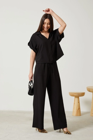 A wholesale clothing model wears  Viscose Fabric Shirt Collar Waist Elastic Trousers Women's Double Suit - Black
, Turkish wholesale Suit of Newgirl