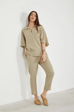 A wholesale clothing model wears new10188-shirt-collar-top-elastic-waist-trousers-women's-summer-suit-khaki, Turkish wholesale Suit of Newgirl