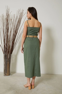 A wholesale clothing model wears new10225-lycra-poplin-fabric-strap-belted-women's-dress-khaki, Turkish wholesale Dress of Newgirl