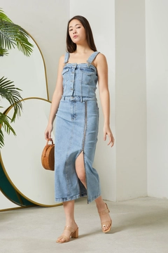 A wholesale clothing model wears new10269-zippered-washed-lycra-long-denim-skirt-blue, Turkish wholesale Skirt of Newgirl