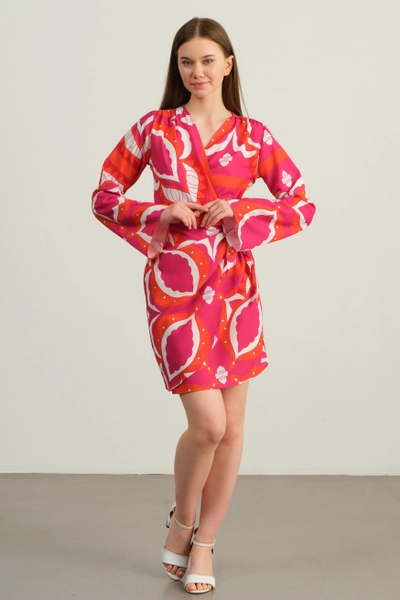 A model wears OFO10192 - Dress-fuchsia, wholesale Dress of Offo to display at Lonca
