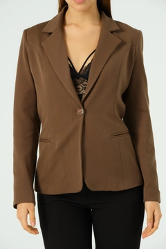 A wholesale clothing model wears 40789 - JACKET-BROWN, Turkish wholesale Jacket of Offo