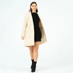 A wholesale clothing model wears 40820 - Coat - Mink, Turkish wholesale Coat of Offo