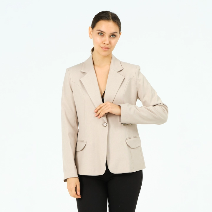 A wholesale clothing model wears 40894 - Jacket - Beige, Turkish wholesale Jacket of Offo