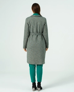 A wholesale clothing model wears 40934 - Coat - Emerald, Turkish wholesale Coat of Offo