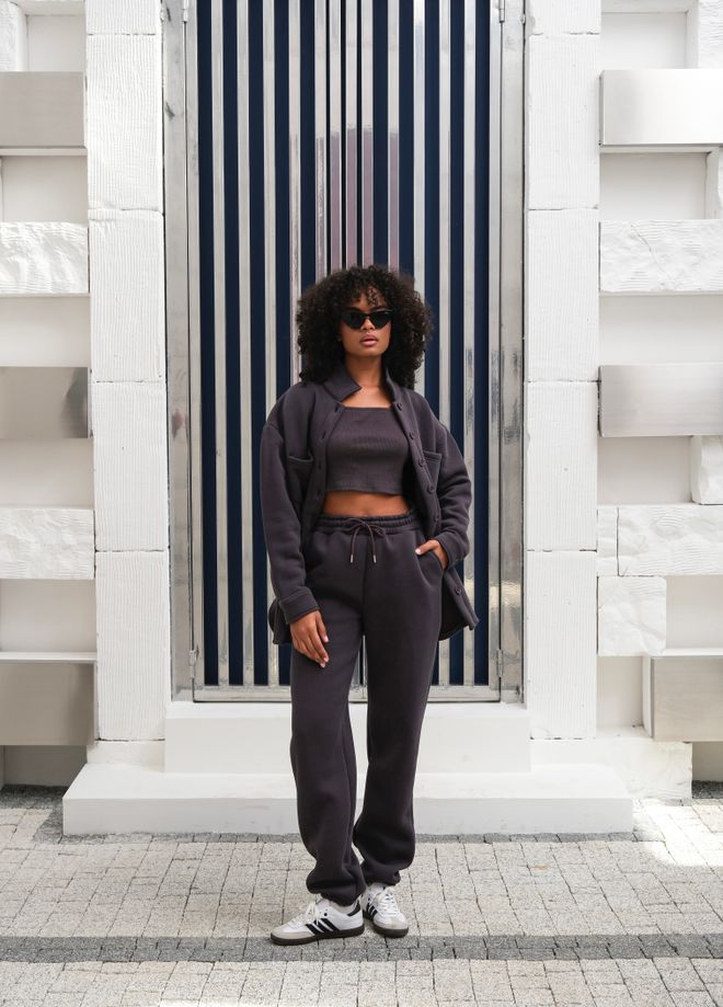 Ouz Fashion Chándal Negro Con Cierre De Botones Y Bolsillos Oblicuos Ropa al por mayor Casual