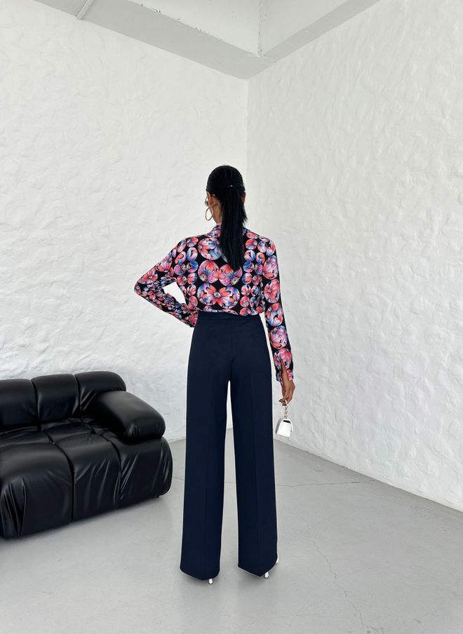 Ouz Fashion Marineblauwe Palazzo Broek Met Hoge Taille En Wijde Pijpen Groothandel Kleding Casual