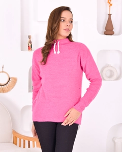 A wholesale clothing model wears pan10060-basic-knitwear-sweater, Turkish wholesale Sweater of PANDA