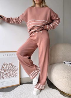 A wholesale clothing model wears pan10036-knitwear-suit-with-trousers, Turkish wholesale Suit of PANDA