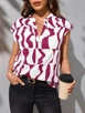 A wholesale clothing model wears pbo10064-v-neck-bat-sleeve-moskrep-fabric-blouse, Turkish wholesale  of 