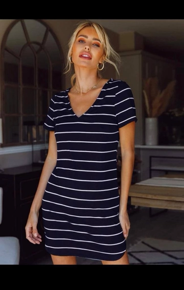 A wholesale clothing model wears  V-Neck Striped Back Low-Cut Rounded Viscose Dress
, Turkish wholesale Dress of Polo Bonetta
