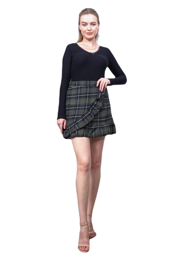 A wholesale clothing model wears  Leaf Detailed Mini Skirt
, Turkish wholesale Skirt of Playmax