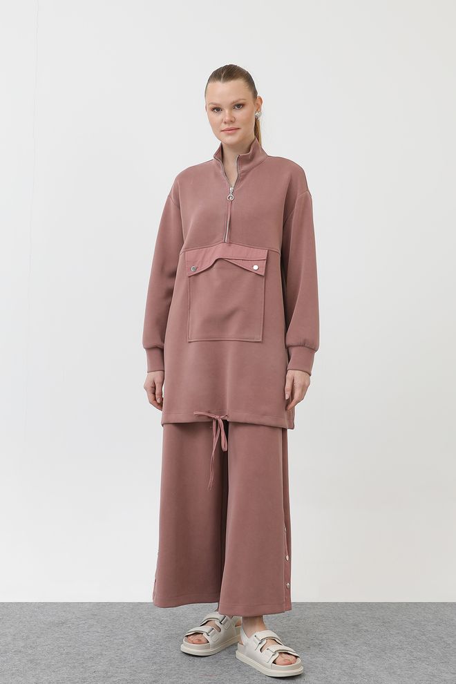 Puane Pak Met Ritssluiting En Details Op Zak Dusty Rose Groothandel Kleding Casual