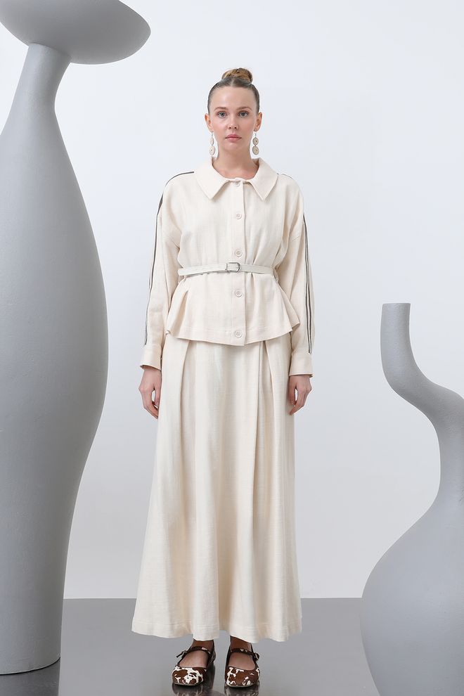 Puane Rokset Met Tailleriem Beige Groothandel Kleding Elegant