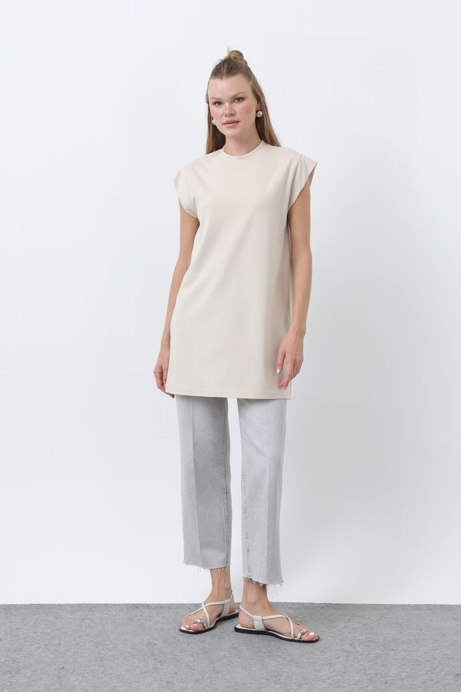 Puane Smėlio Spalvos Kukli Laisvalaikio Tunika Su „Cargo“ Rankovėmis Didmeninė prekyba drabužiais Apykaklė su įkirpimu