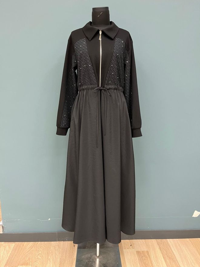 Puane فستان أسود صالح ومضيء بتفاصيل مطرزة ملابس بالجملة محتشم