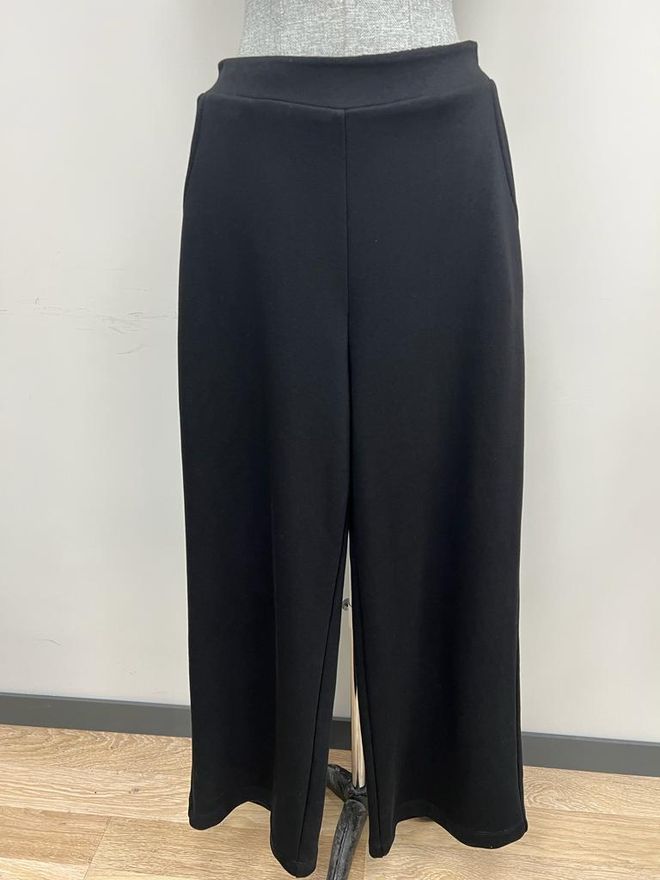 Puane Čierne Dlhé Nohavice Culottes S Vysokým Pásom Veľkoobchod s oblečením Skromný