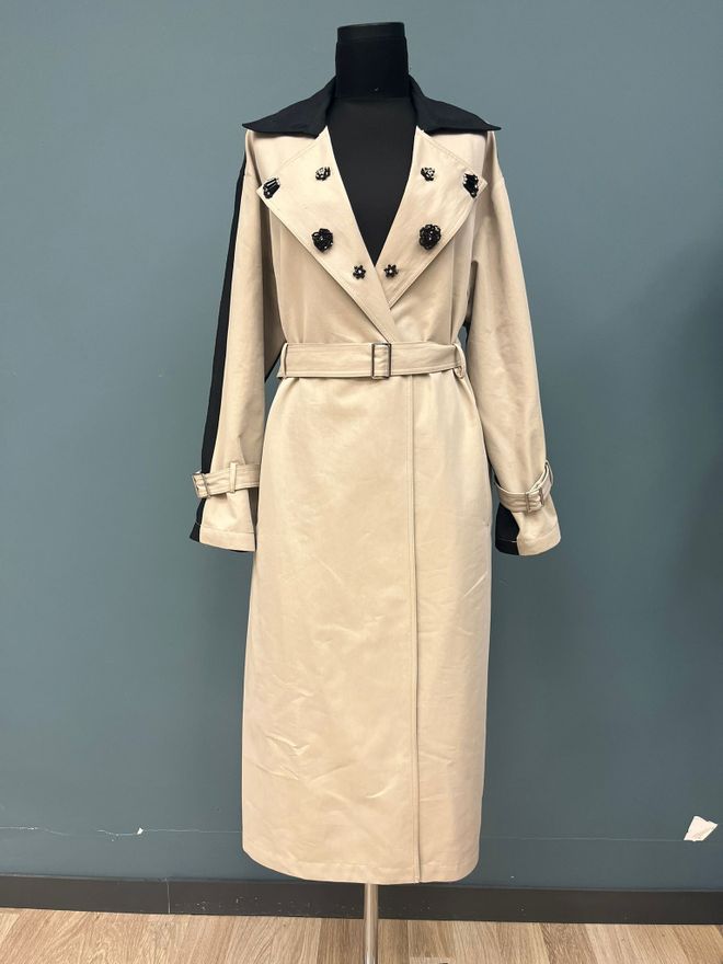 Puane Beige Trenchcoat Elegant Single Breasted Classic Wholesale Clothing Casual