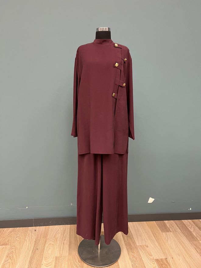 Puane Set Roșu Bordo Cu Pantaloni Palazzo Și Guler Înalt Îmbrăcăminte cu ridicata Conservator