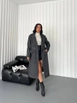 A wholesale clothing model wears qes10001-lined-stamp-coat-black, Turkish wholesale  of 