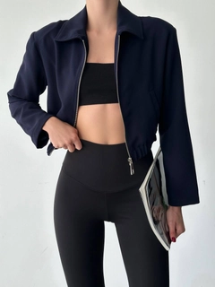 A wholesale clothing model wears qes10036-bomber-jacket-navy-blue, Turkish wholesale Jacket of Qesto Fashion