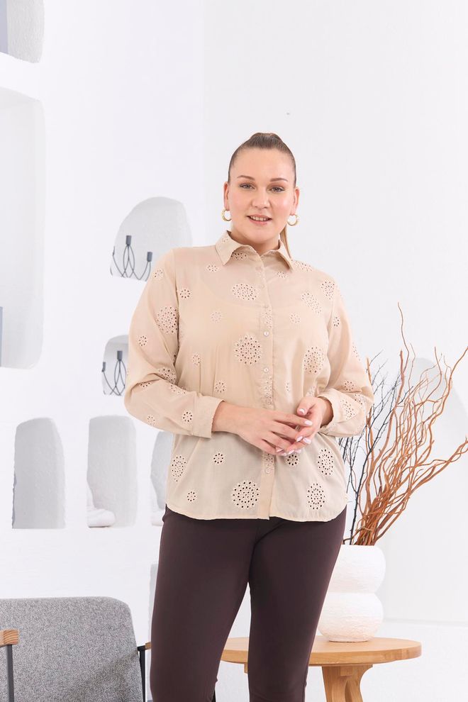 RMG Chemise Beige Élégante Grande Taille Vêtements en gros Modeste