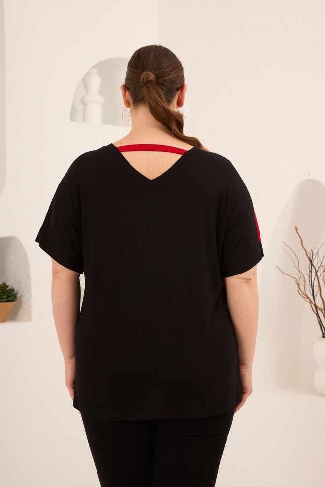 RMG Czarny Tshirt Plus Size Casual Z Dekoltem W Serek I Półrękawem Hurtowa sprzedaż odzieży Wiosna