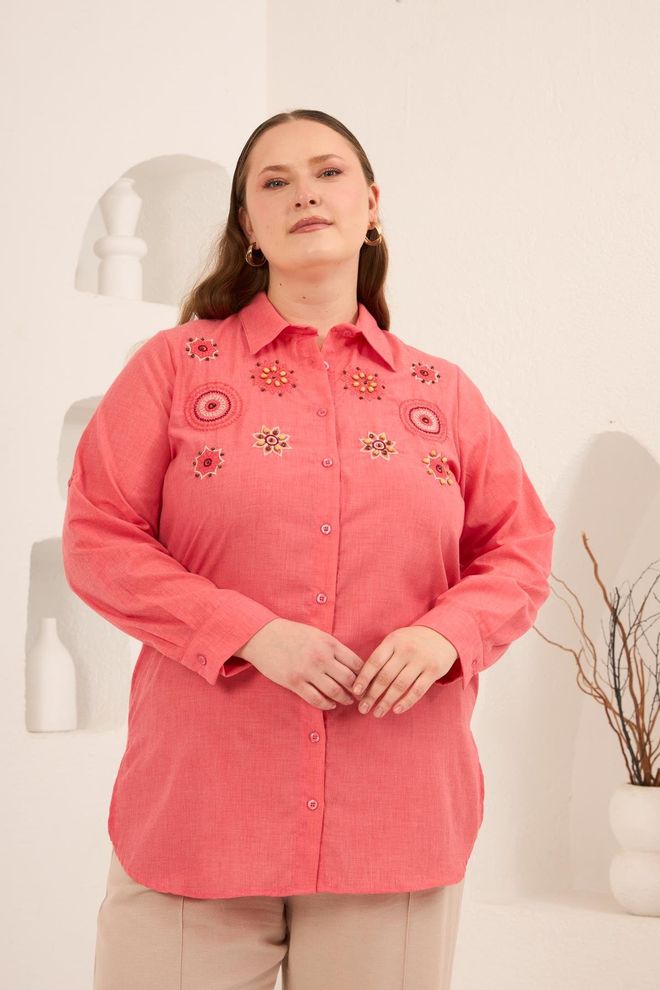 RMG Ροζ Πουκάμισο Μεγάλα Μεγέθη Με Φλοράλ Σχέδιο Και Μακριά Μανίκια Χονδρικό εμπόριο ενδυμάτων Μεγάλα μεγέθη