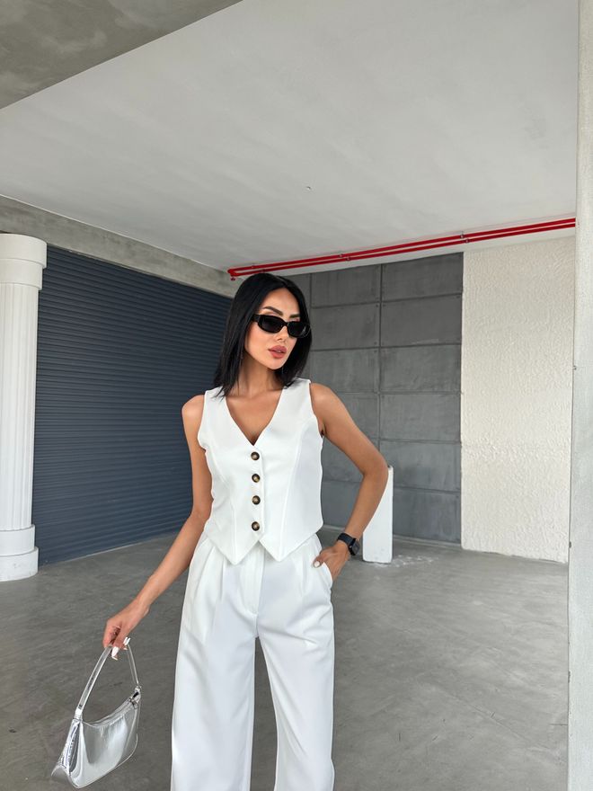 Radica Fashion White Atlas Lined Vest Wholesale Clothing Elegant