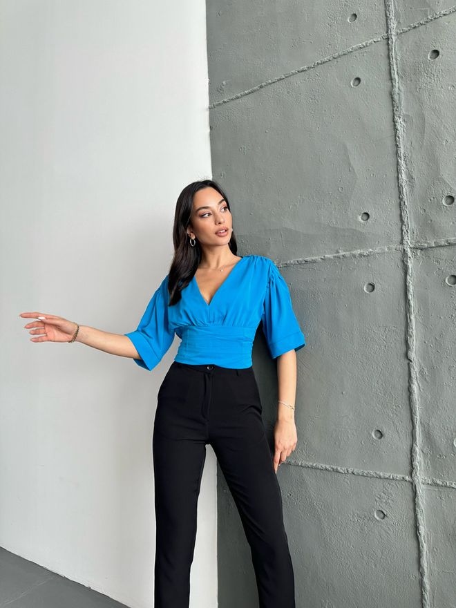 Radica Fashion Blusa Jessica Con Detalle De Cinturón Azul Ropa al por mayor Casual