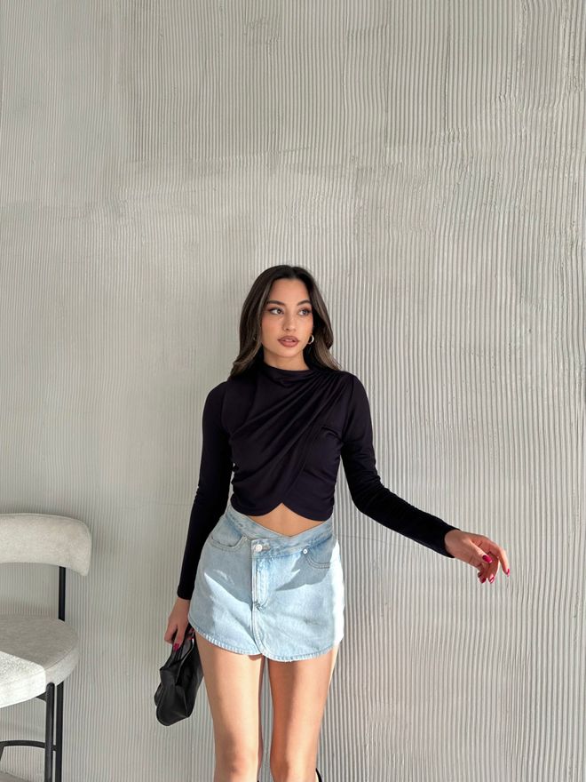 Radica Fashion Blusa Fresa Cruzada Con Hombros Fruncidos Azul Marino Ropa al por mayor Casual
