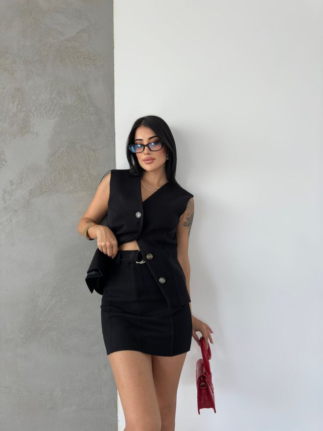 Radica Fashion Zwart Gestikte Minirok Met Riem Groothandel Kleding Casual