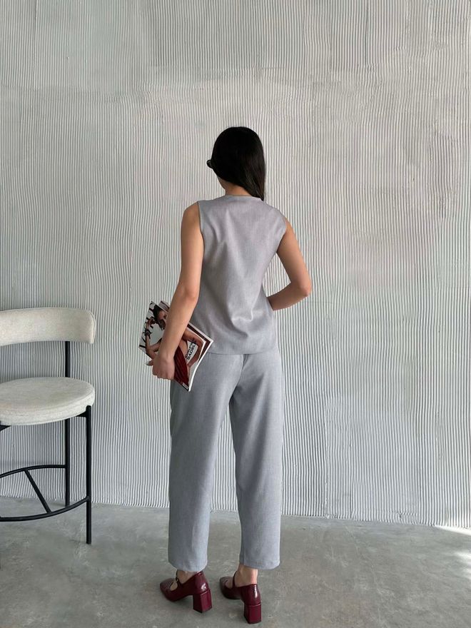 Radica Fashion Gold Buttoned Vest Pleated Trousers Suit Grey Wholesale Clothing 4