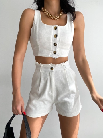 A wholesale clothing model wears  White Linen Vest And Shorts Set
, Turkish wholesale Suit of Radica Fashion