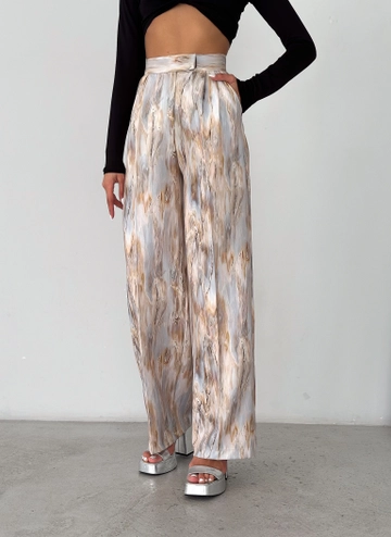 A wholesale clothing model wears  Beige Marble Pattern Atlas Palazzo Trousers
, Turkish wholesale Pants of Radica Fashion