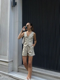 A wholesale clothing model wears raf10013-beige-leather-vest, Turkish wholesale Vest of Radica Fashion