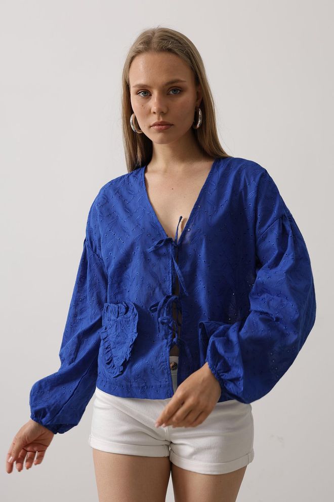 Reyon Camicetta Ricamata Con Dettagli A Cuore Saks Abbigliamento all'ingrosso Casuale