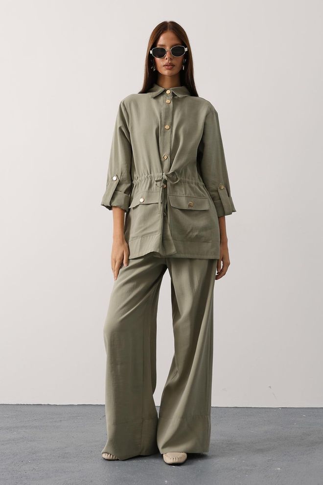 Reyon Khaki Set Met Oversized Pasvorm En Palazzo Broek Groothandel Kleding Bescheiden