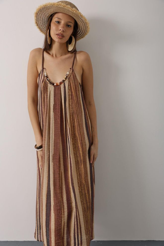 Reyon Καφέ Boho Αμάνικο Ριγέ Φόρεμα Slip Με Στρογγυλή Λαιμόκοψη Χονδρικό εμπόριο ενδυμάτων Boho