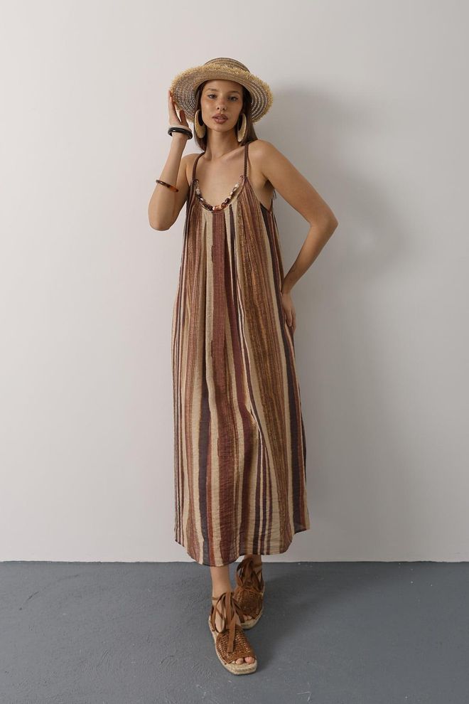 Reyon Καφέ Boho Αμάνικο Ριγέ Φόρεμα Slip Με Στρογγυλή Λαιμόκοψη Χονδρικό εμπόριο ενδυμάτων Άνοιξη