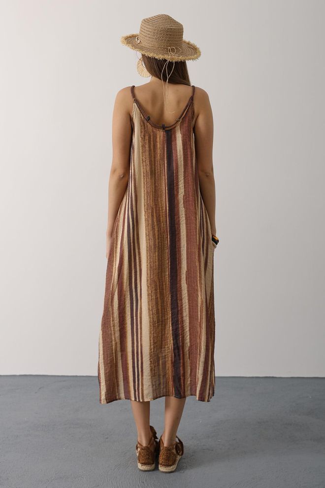 Reyon Καφέ Boho Αμάνικο Ριγέ Φόρεμα Slip Με Στρογγυλή Λαιμόκοψη Χονδρικό εμπόριο ενδυμάτων Καλοκαίρι