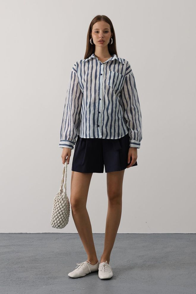 Reyon Camisa Azul Casual A Rayas Con Cuello Entallado Ropa al por mayor Modesto