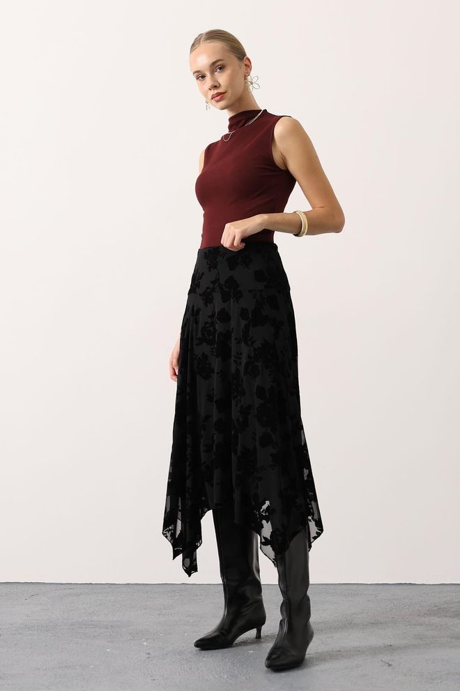 Reyon Siyah Zarif Asimetrik Midi Etek Toptan Giyim Nostaljik