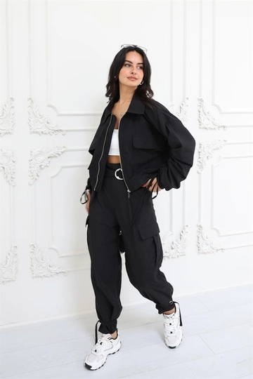 A wholesale clothing model wears  Elastic Waist  Gathered Sleeves Bomber Jacket - Black
, Turkish wholesale Jacket of Reyon