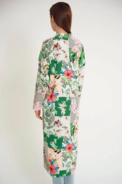 Een kledingmodel uit de groothandel draagt 5936 - Green Dress, Turkse groothandel Jurk van Robin