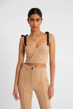 A wholesale clothing model wears 9759 - Crop Top - Light Camel, Turkish wholesale Crop Top of Robin