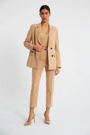 A model wears 9751 - Jacket - Light Camel, wholesale Jacket of Robin to display at Lonca