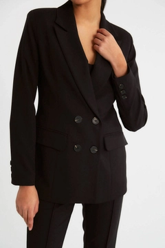 Un mannequin de vêtements en gros porte 9753 - Jacket - Black, Blouson en gros de Robin en provenance de Turquie